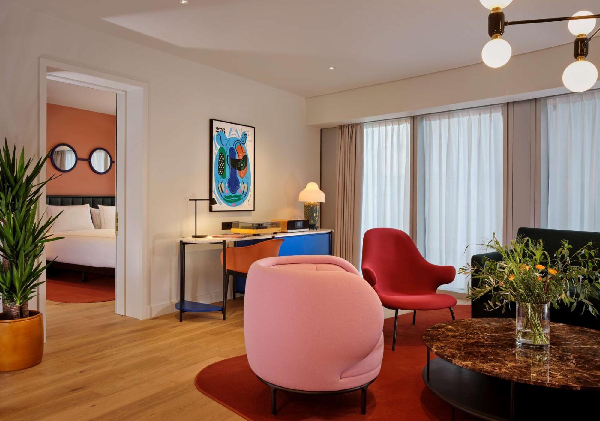 Art'Otel London Battersea Power Station, Powered By Radisson Hotels Exterior foto A suite at the hotel